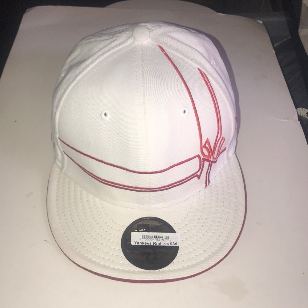 NWT MLB Yankees Ombré Cap